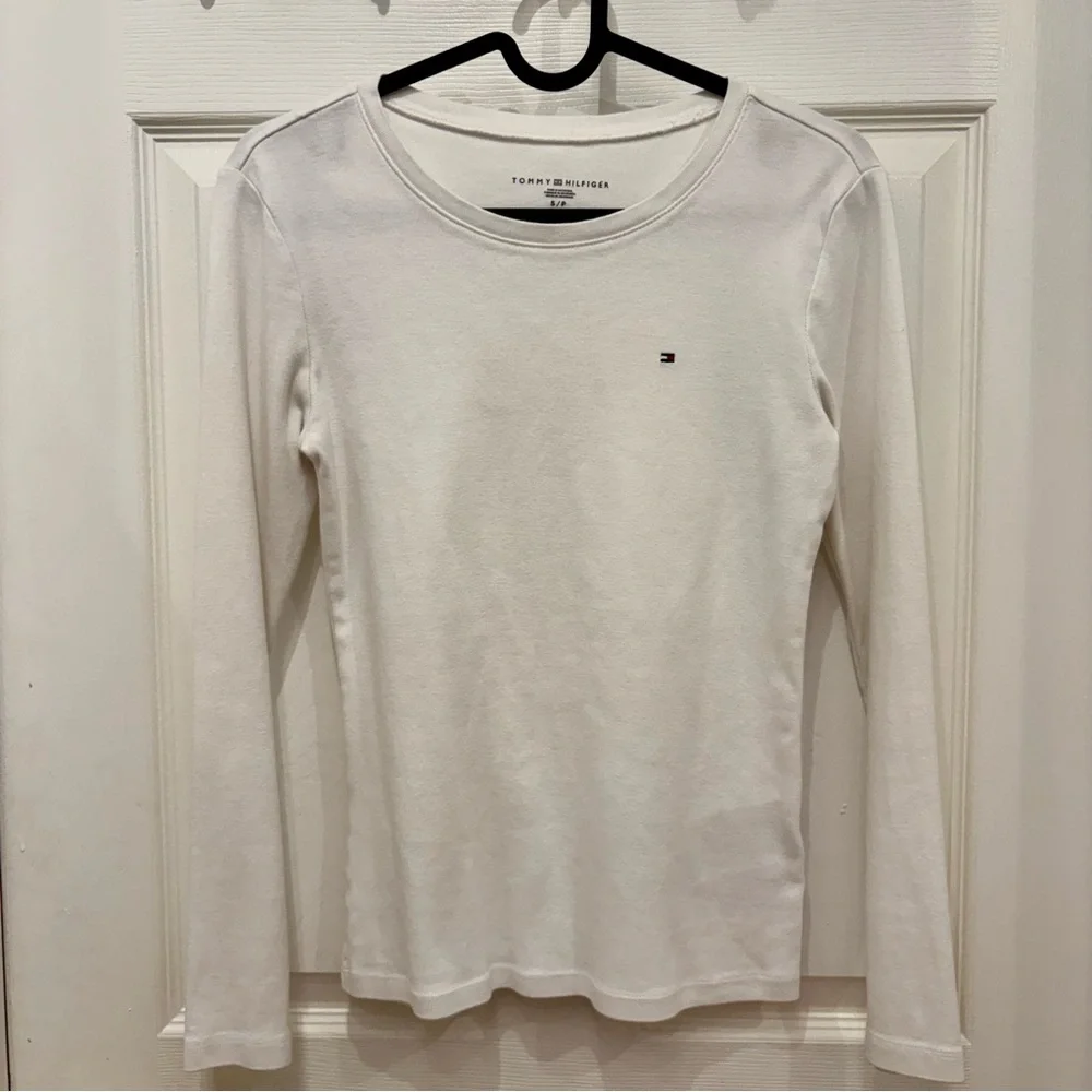 Bundle(2) TOMMY HILFIGER Red and White Shirt - Picture 6 of 8